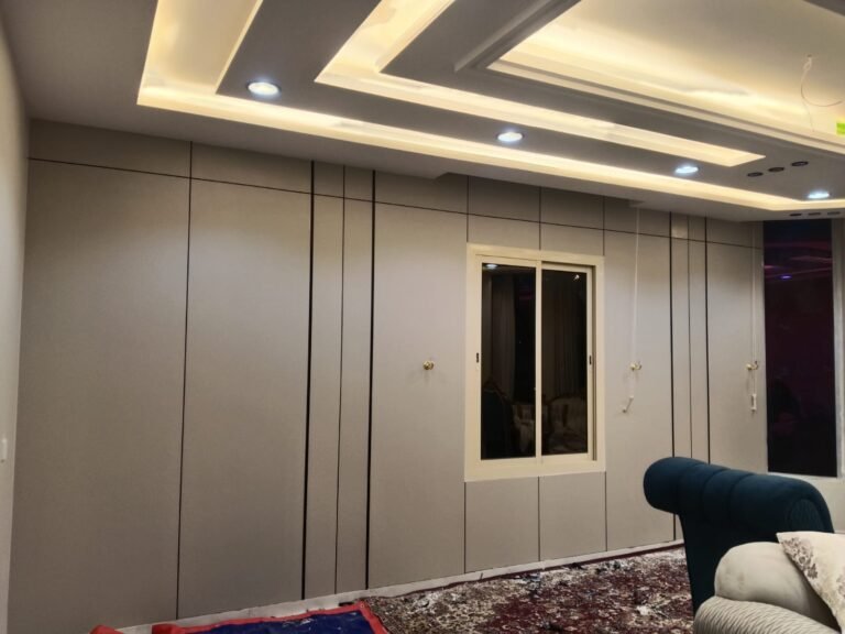 بديل الشيبورد لجدار غرفة النوم بتصميم حديث